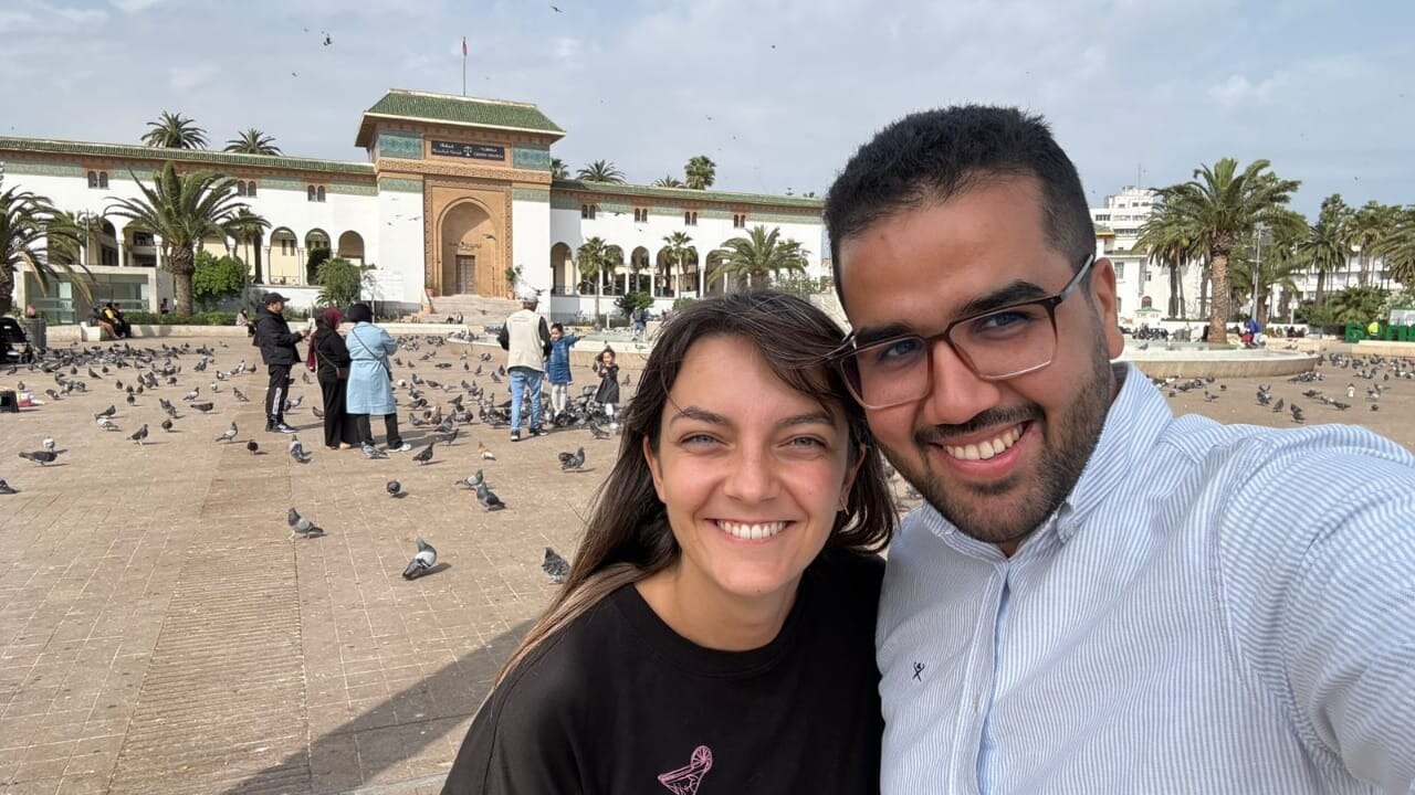 A personally hosted coastal city experience